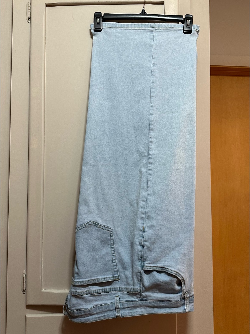 Light Wash Wide Leg Denim Jeans